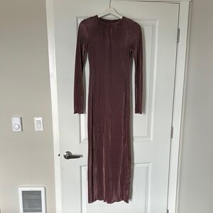 SHEIN Long Sleeve Crew Neck Maxi Dress